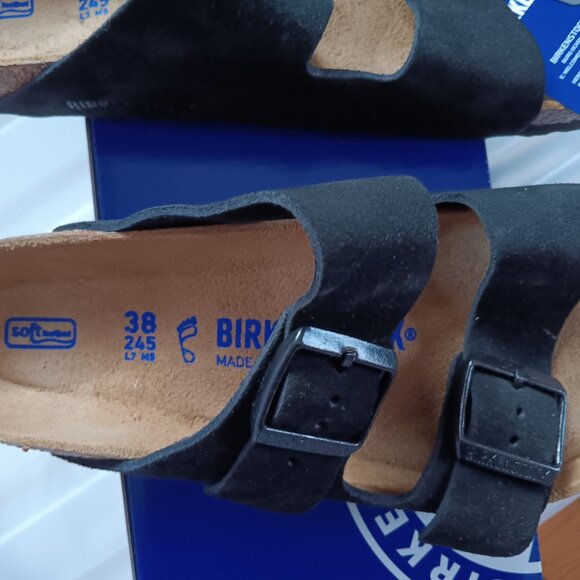 *Price Drop* New Birkenstock Arizona Sandals, size 38 Reg/wide (7-7 1/2) - Picture 4 of 6